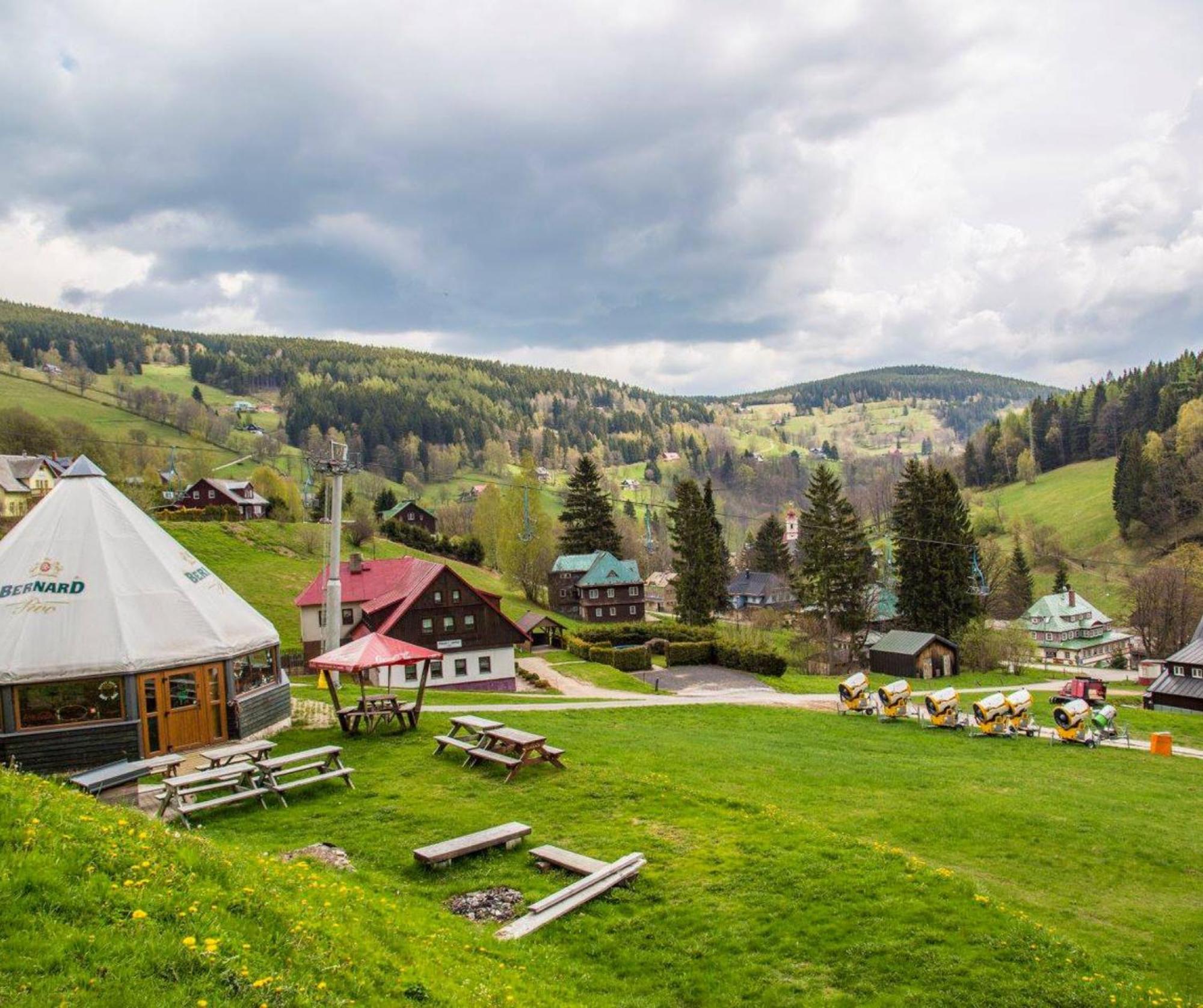 Hotel Modrin Pec pod Snezkou Bagian luar foto